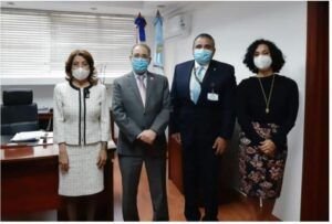 Pleno JCE se reúne con Pasaportes para eliminación de legalización de actas