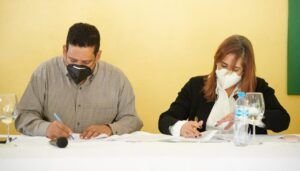 Convenio amplía oportunidades a suplidores del Estado en La Vega