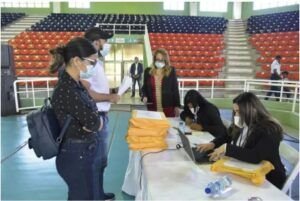 Educación inicia procesos para la adquisición de equipos tecnológicos