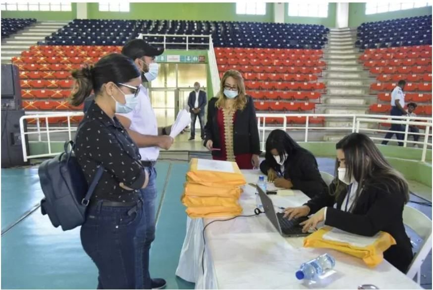 Educación inicia procesos para la adquisición de equipos tecnológicos