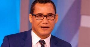 Eddy Olivares termina su licencia y retoma sus funciones en el PRM