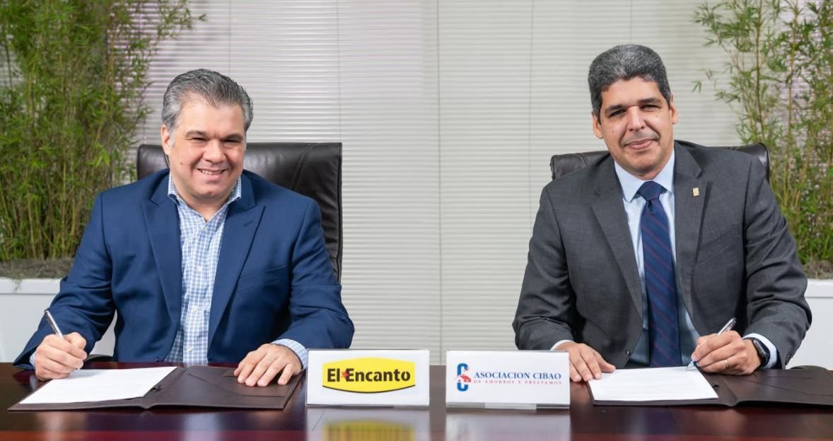 Asociación Cibao y El Encanto acuerdan desarrollar tarjeta de marca compartida