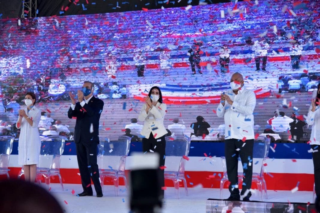 Con inversión de RD$50,000 millones, Gobierno inicia año escolar 2020-2021 2 Con inversión de RD$50,000 millones, Gobierno inicia año escolar 2020-2021