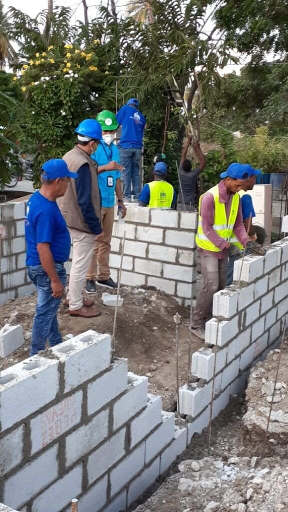IMG 20201121 WA0008 El INVI desarrolla operativo de mejoramiento de viviendas en Barahona