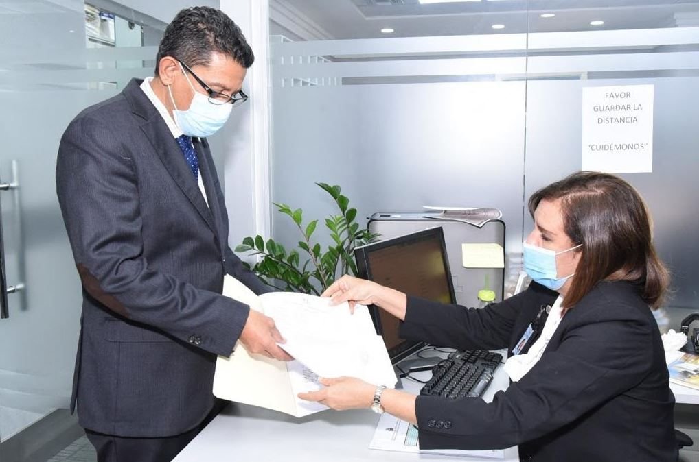 Someten proyecto criollos puedan votar en elecciones municipales desde España