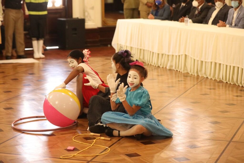 Matrimonio infantil 04 Abinader anuncia acciones para prevenir y erradicar el matrimonio infantil