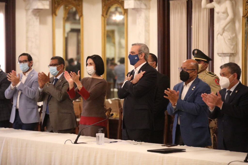 Matrimonio infantil 10 Abinader anuncia acciones para prevenir y erradicar el matrimonio infantil