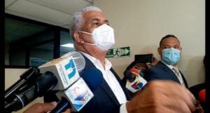 Senadores desmienten exclusión de Eddy Olivares para nueva JCE