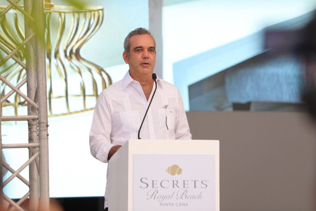 Secrets 09 Abinader: “Gobierno trabaja sin descanso para crear un clima de inversión sin precedentes”