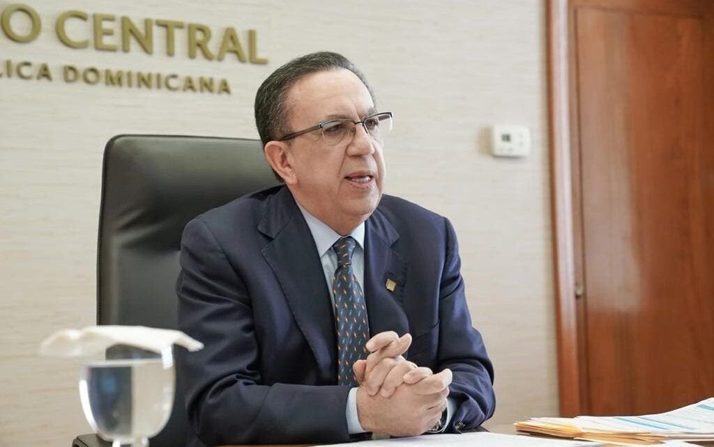 Valdez Albizu participa en reunión del Consejo Monetario Centroamericano