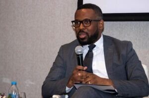 Procuraduría dice exfuncionarios arrestados trataban de destruir y ocultar evidencias