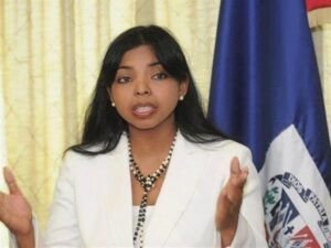 Yeni Berenice sugiere llevar a hospitales violadores protocolo COVID-19