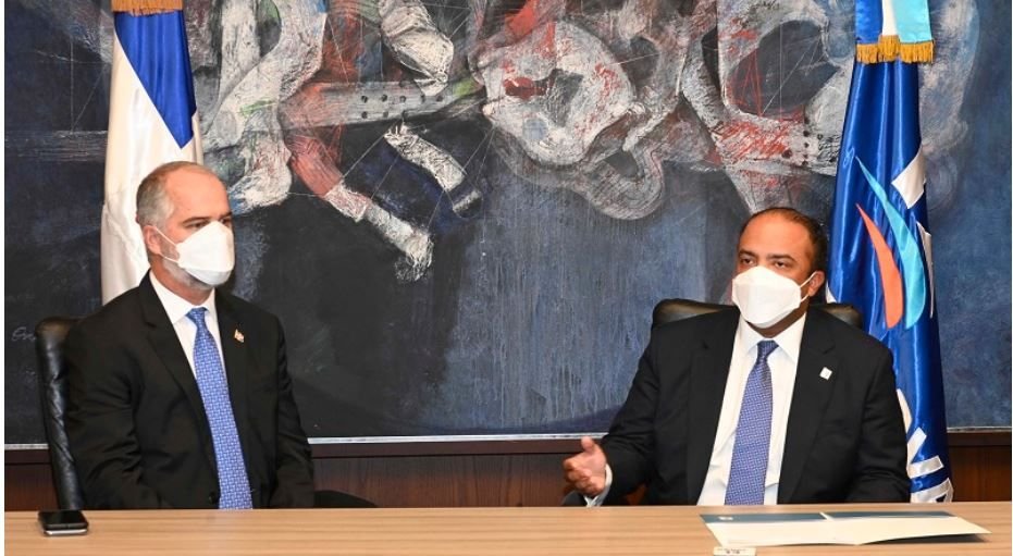 Personas con antecedentes penales ya pueden abrir cuentas en el Banreservas