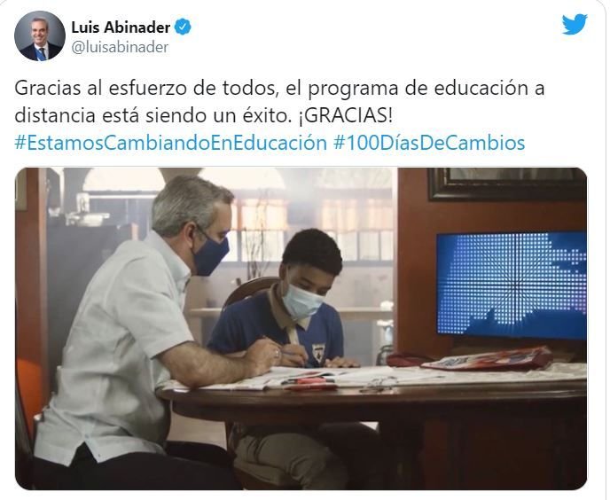 imagen 4 Para Abinader es “un éxito” la modalidad educativa que se está implementando
