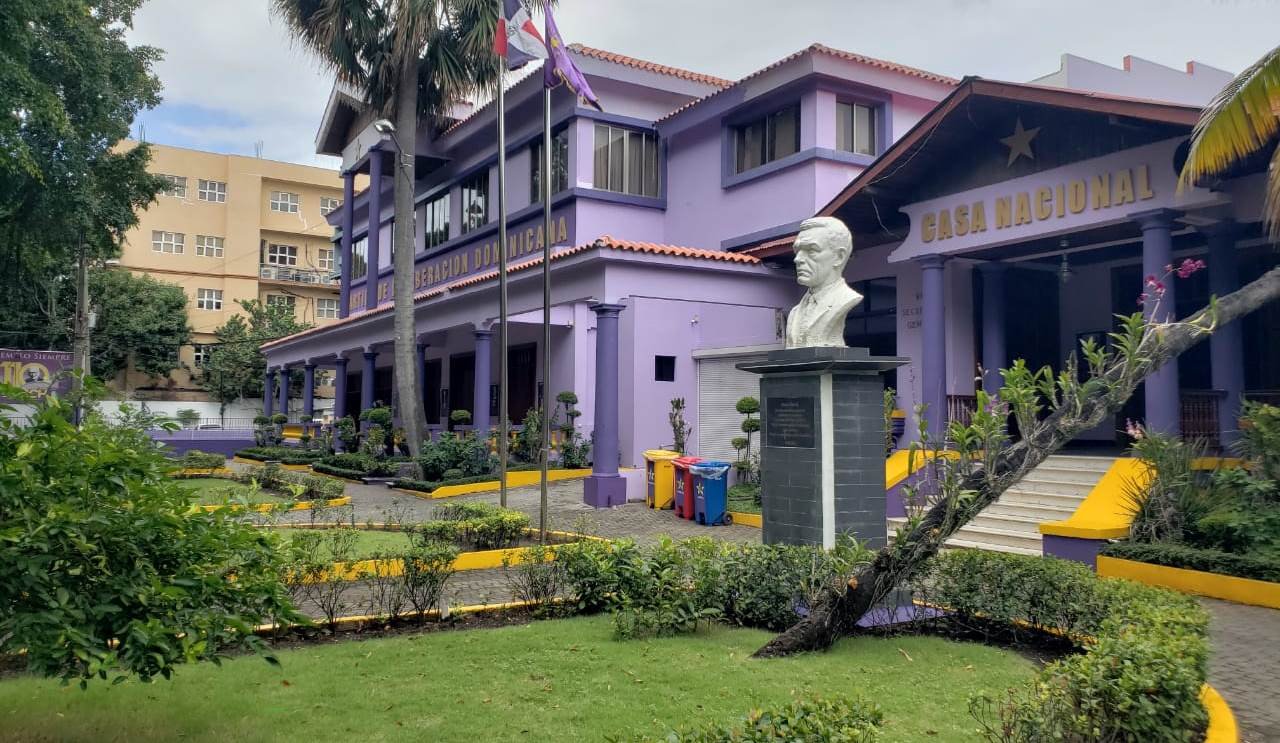 PLD convoca a rueda de prensa tras apresamientos de exfuncionarios 2 PLD convoca a rueda de prensa tras apresamientos de exfuncionarios