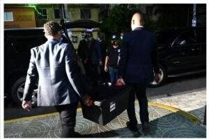 Cosas que encontraron los fiscales en allanamientos