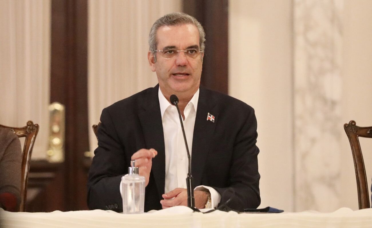 Abinader: “A quien cometa un acto ilícito nadie le protegerá”