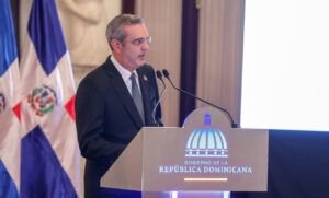 Abinader crea Pro-Pedernales, fideicomiso para el desarrollo turístico de la provincia