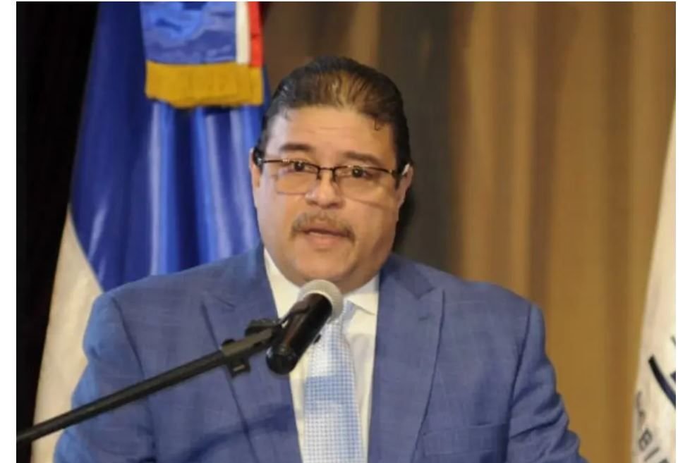 Camacho señala deportes que pueden seguir en actividades