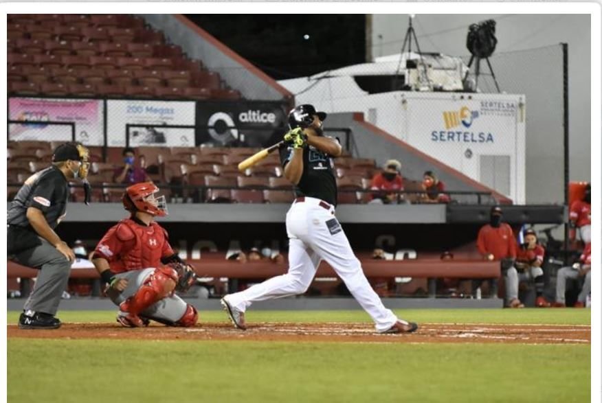 Gigantes se imponen al Escogido a base de jonrones