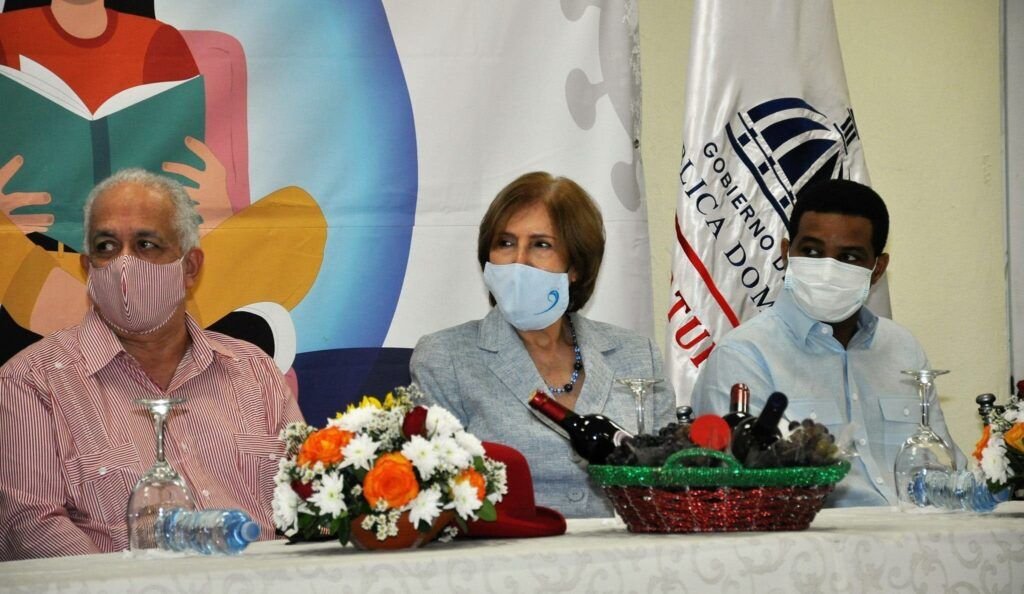 Cultura 03 e1606821619622 Inauguran XVI Feria Regional del Libro Bahoruco 2020