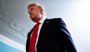 Trump advierte de que la disputa electoral «no ha terminado» y peleará por revertir su derrota hasta el final