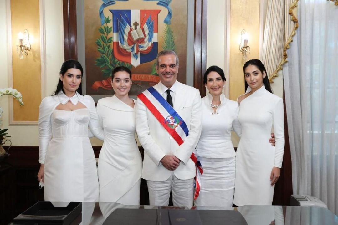 Presidente Abinader esperará el Año Nuevo en su hogar junto a su familia