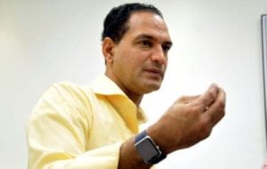 José LaLuz: “Leonel Fernández no puede debatir temas del siglo XXI conmigo”