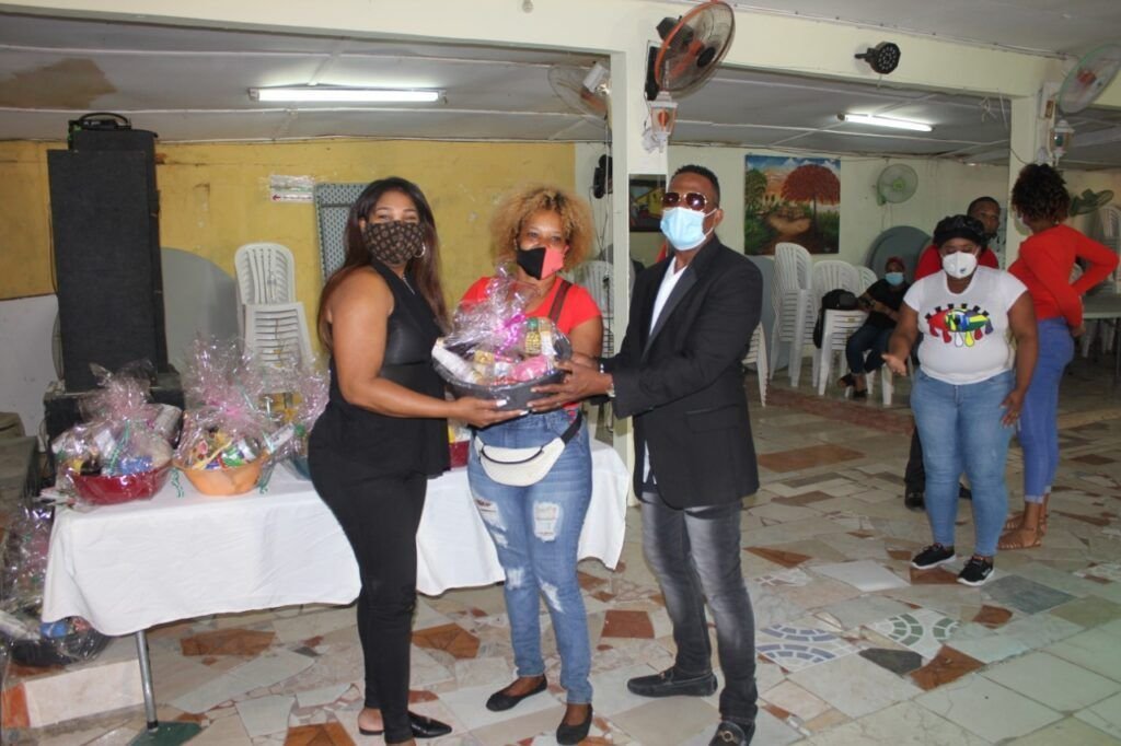 Mama Luisa 07 Fundación Mamá Luisa realiza su lanzamiento oficial