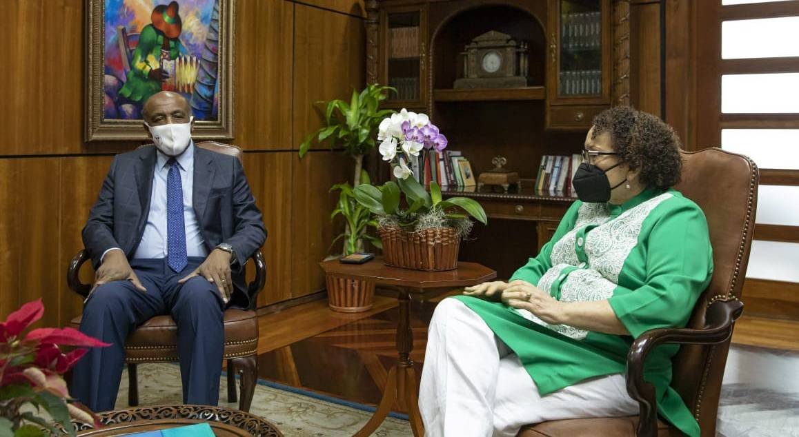 Tras denuncias de corrupción en las EDES, Procuradora convoca a su despacho a Antonio Almonte