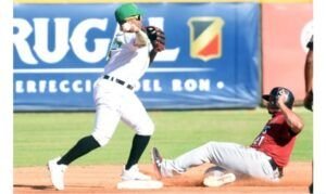 Gigantes, Estrellas, Aguilas y Licey dividen; Toros derrotan a los Leones