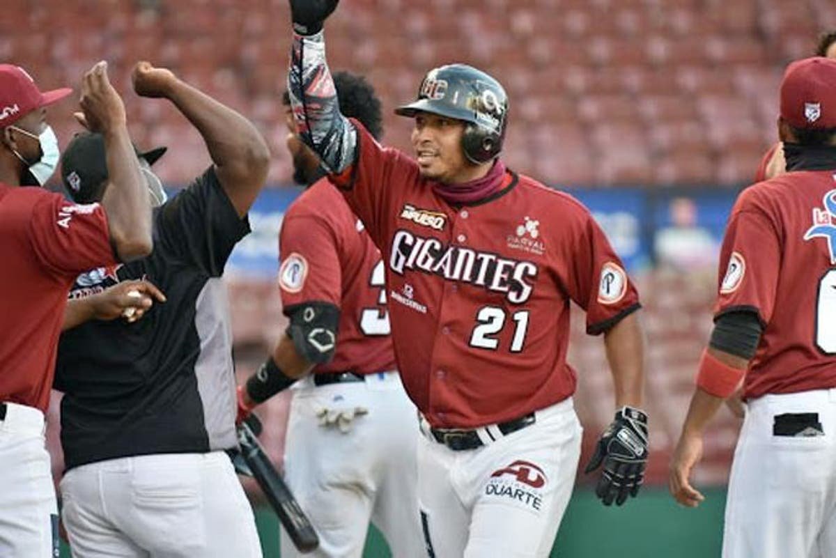 Sierra conecta cuadrangular y doble en victoria 6-2 de Gigantes sobre Toros