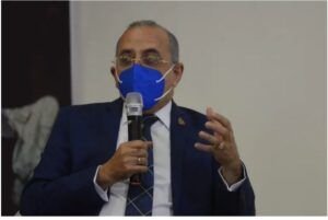 Ministro de Salud advierte a la población medidas serán más restrictivas