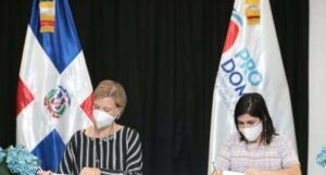 PNUD y ProDominicana firman acuerdo para promover una RD más competitiva
