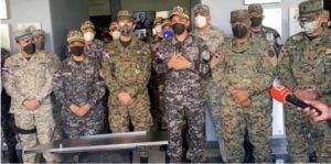 Policía advierte no permitirá grupos a partir de la 1:00 de la madrugada