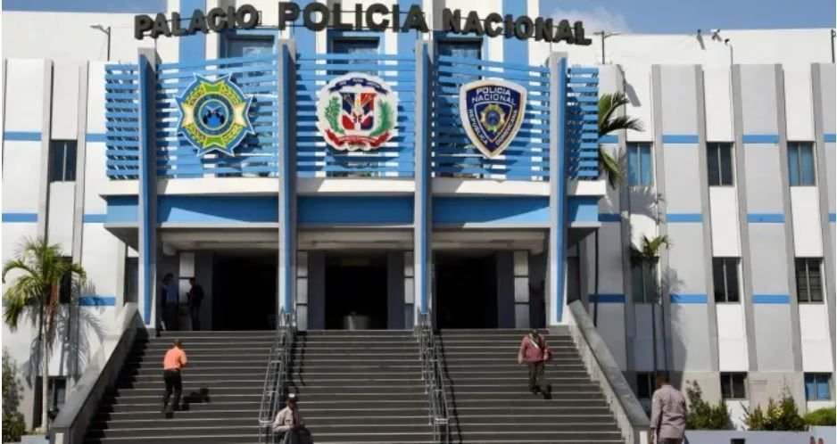 Hombre se suicida luego de intentar asesinar a su mujer en Mao 2 Hombre se suicida luego de intentar asesinar a su mujer en Mao