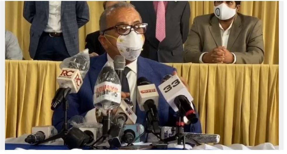 Salud Pública acusa a 7 empresas de ganar licitaciones con malas prácticas