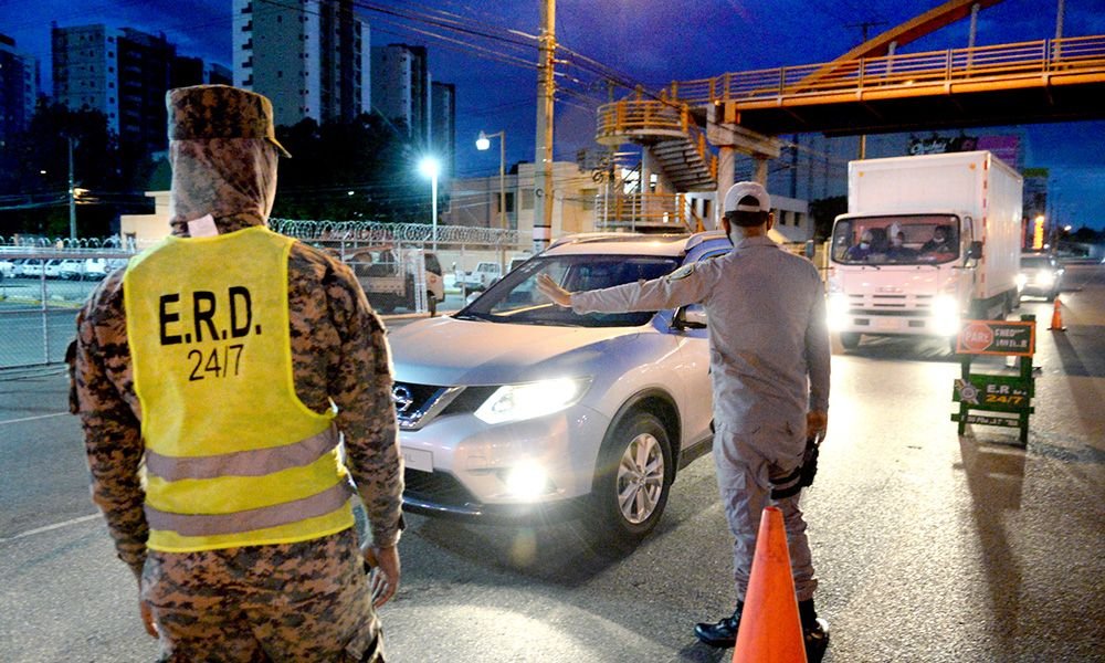 Procuraduría General habilitará pago en línea de las multas por violar el toque de queda