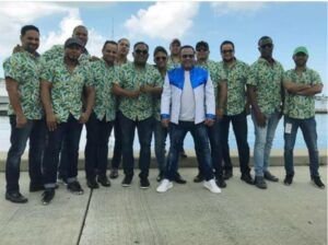 «El Torito» Héctor Acosta anuncia donará a sus músicos la totalidad del dinero que le dio el gobierno