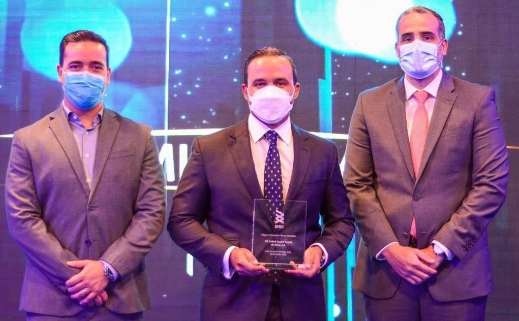 Unided 01 United Capital es reconocido por la Bolsa y Mercado de Valores de la RD