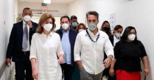 Vicepresidenta visita nueva área COVID-19 del Hospital Luis E. Aybar