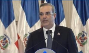 Luis Abinader lamenta fallecimiento de doña Carmen Quidiello de Bosch