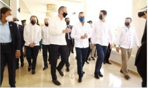 Presidente Luis Abinader inauguró el complejo turístico Hilton, en la Romana