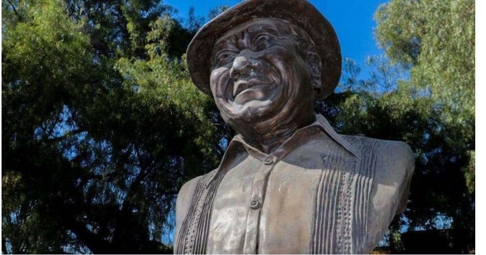 Las cenizas del cantautor Armando Manzanero llegan a su natal Mérida