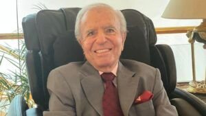 Carlos Menem sufrió una falla renal y está en coma inducido