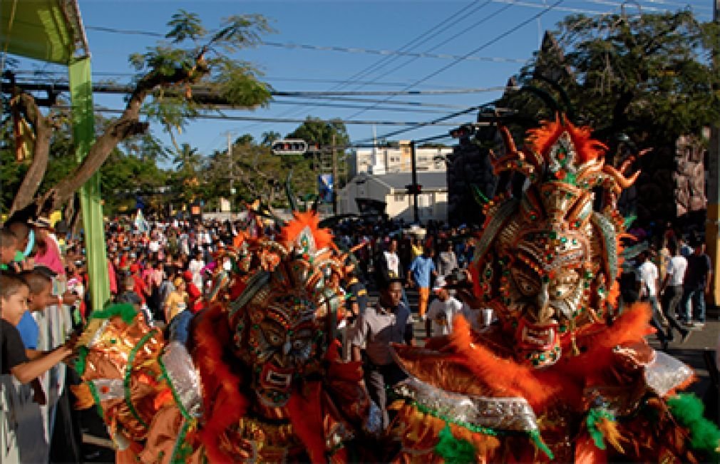 Ayuntamiento del Distrito Nacional suspende Carnaval Sto. Dgo. 2021 por Covid 19