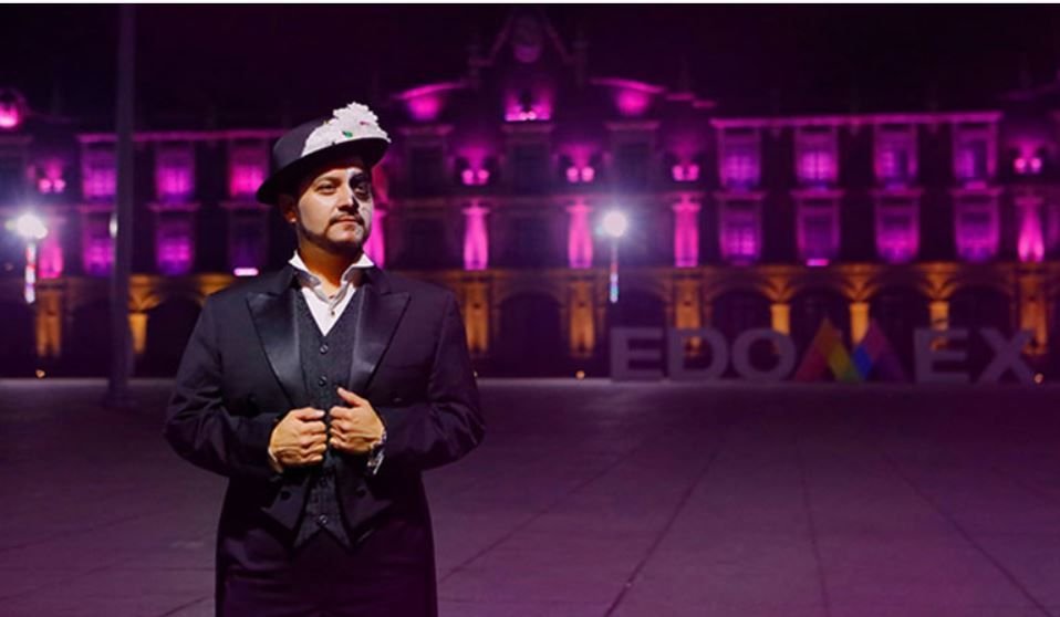 México consternado por deceso del tenor Hugo Colín Sandín