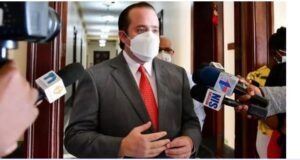 Paliza advierte que Gobierno necesita endeudarse más para «salir a flote»