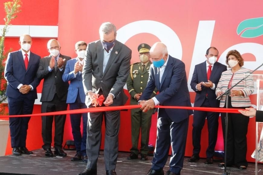 luis abinader 4 Presidente Abinader apoyará empresas que sean ejemplo de superación en RD