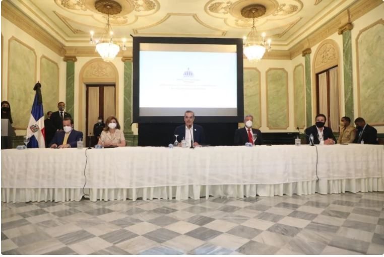 Luis Abinader encabeza décima sesión del Consejo Nacional de Competitividad